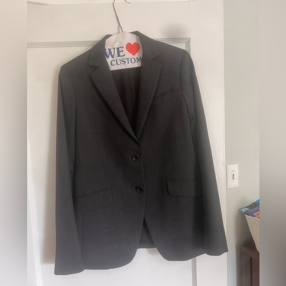 Theory gray 2 button blazer, size 2 - Picture 1 of 9